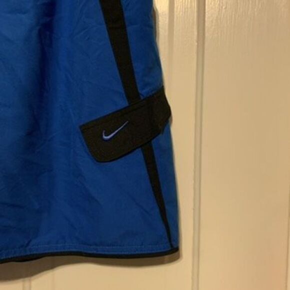 Nike Size XL Royal Blue Swim Trunks - Picture 2 of 5